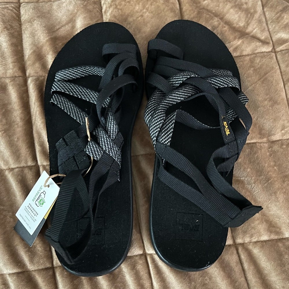 Women’s Teva sandals